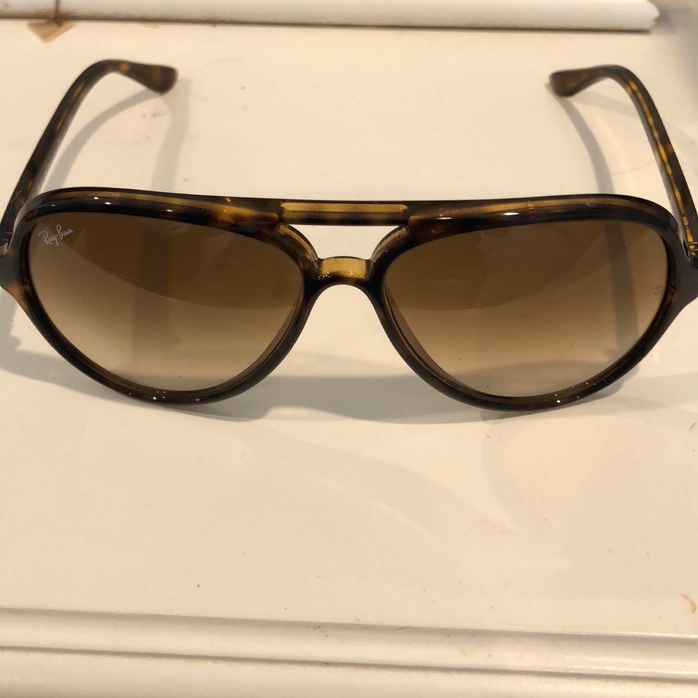 Ray Ban Sunglasses style 4125 Tortoise Shell